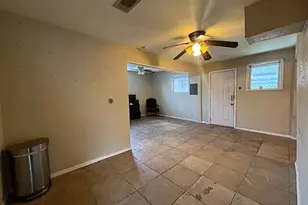 716 E Harvey Ave, Fort Worth, TX 76104 - Photo 10