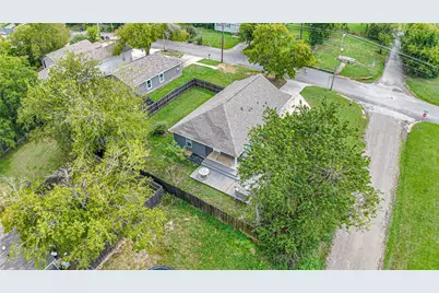 1228 Jones Street, Greenville, TX 75401 - Photo 20