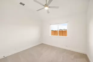 264 Coronado Ct, Granbury, TX 76049 - Photo 10