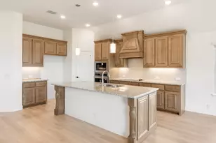 264 Coronado Ct, Granbury, TX 76049 - Photo 16