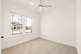 264 Coronado Ct, Granbury, TX 76049 - Photo 6