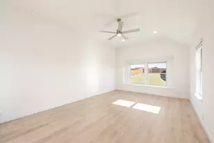 264 Coronado Ct, Granbury, TX 76049 - Photo 26