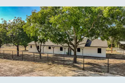 3696 W Lambert Road, Weatherford, TX 76088 - Photo 2