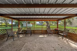 107 E Bayside Dr, Mabank, TX 75156 - Photo 24