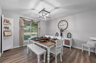 1002 W Elizabeth Dr, Robinson, TX 76706 - Photo 8