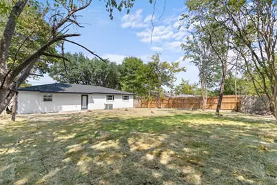 1518 Rockbrook Street, Lancaster, TX 75134 - Photo 16