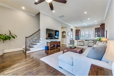 743 Will Rice Avenue, Irving, TX 75039 - Photo 2