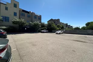 4526 Munger Ave, Dallas, TX 75204 - Photo 20