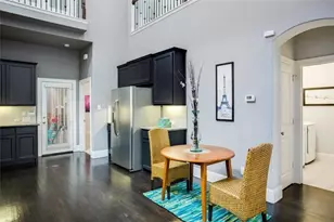 2221 Longwood Dr, Carrollton, TX 75010 - Photo 8