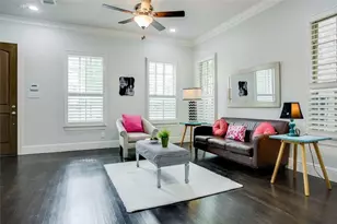 2221 Longwood Dr, Carrollton, TX 75010 - Photo 10