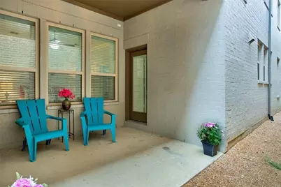 2221 Longwood Drive, Carrollton, TX 75010 - Photo 26