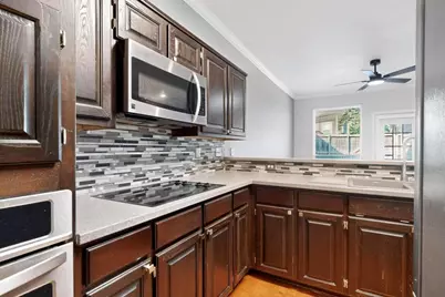 8437 Towneship Lane, Dallas, TX 75243 - Photo 10