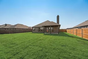 583 MB's Wy, Pilot Point, TX 76258 - Photo 2