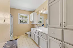 2025 Woodlake Rd, Denison, TX 75021 - Photo 18