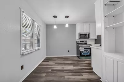 1214 Baylor Avenue #209, Waco, TX 76706 - Photo 4