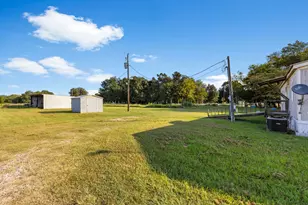 252 Lcr 421, Groesbeck, TX 76642 - Photo 10