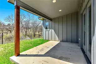 3060 W Crawford St, Denison, TX 75020 - Photo 2