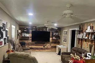 130 Castleman Cir, Hewitt, TX 76643 - Photo 8