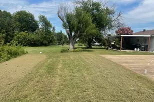 130 Castleman Cir, Hewitt, TX 76643 - Photo 6