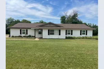 130 Castleman Circle, Hewitt, TX 76643 - Photo 1