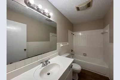 1904 Starling Court, Cleburne, TX 76033 - Photo 8