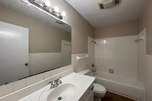 1904 Starling Ct, Cleburne, TX 76033 - Photo 8