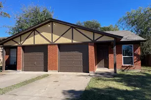 1904 Starling Ct, Cleburne, TX 76033 - Photo 2