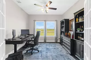 701 Olivia Ln, Collinsville, TX 76233 - Photo 12