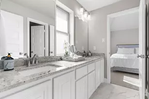 701 Olivia Ln, Collinsville, TX 76233 - Photo 34