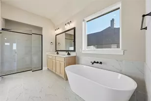 129 Mikasi, Godley, TX 76044 - Photo 30