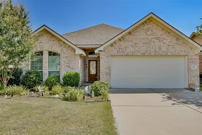 1408 Lauren Lane, Granbury, TX 76048 - Photo 2