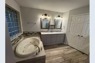 6023 Melrose Circle, Granbury, TX 76049 - Photo 14