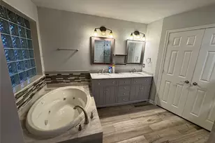 6023 Melrose Cir, Granbury, TX 76049 - Photo 14