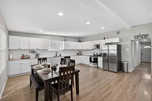 1006 E Hook St, Stephenville, TX 76401 - Photo 6