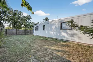 1006 E Hook St, Stephenville, TX 76401 - Photo 24