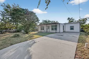 1006 E Hook St, Stephenville, TX 76401 - Photo 14