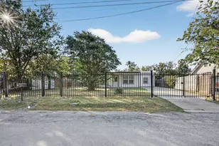 1006 E Hook St, Stephenville, TX 76401 - Photo 10