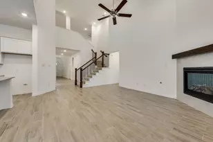 221 Breeds Hl Rd, Little Elm, TX 75068 - Photo 6