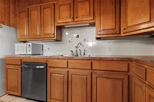 303 Westlake Dr, Woodway, TX 76712 - Photo 10