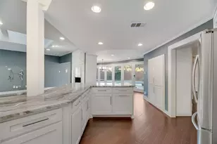 9178 Glen Springs Dr, Dallas, TX 75243 - Photo 16