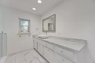 9178 Glen Springs Dr, Dallas, TX 75243 - Photo 30