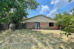 9551 Kerrville St, Dallas, TX 75227 - Photo 12