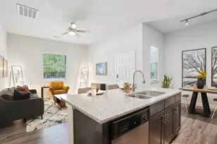 8200 Clarksprings Dr, Dallas, TX 75236 - Photo 2