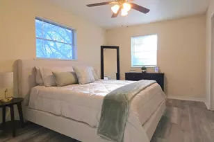125 NW Jill Ann Dr, Burleson, TX 76028 - Photo 16