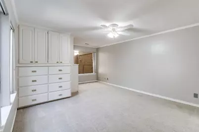 8307 Southmeadow Circle, Dallas, TX 75231 - Photo 16