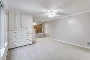 8307 Southmeadow Cir, Dallas, TX 75231 - Photo 16