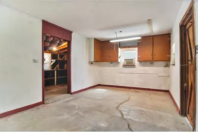 1107 Stanwood Avenue, Cleburne, TX 76033 - Photo 34