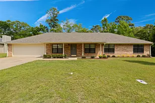 605 Briarwood Dr, Gladewater, TX 75647 - Photo 4