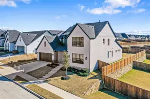 7129 Aves, Fort Worth, TX 76179 - Photo 2