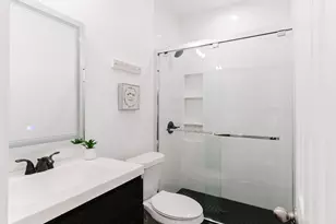 2808 17th St, Fort Worth, TX 76106 - Photo 8